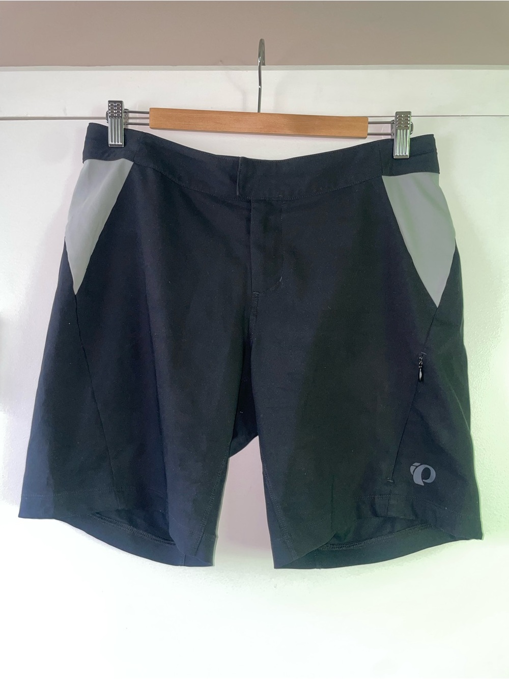 Pearl Izumi Women’s Black Cycling Overshorts